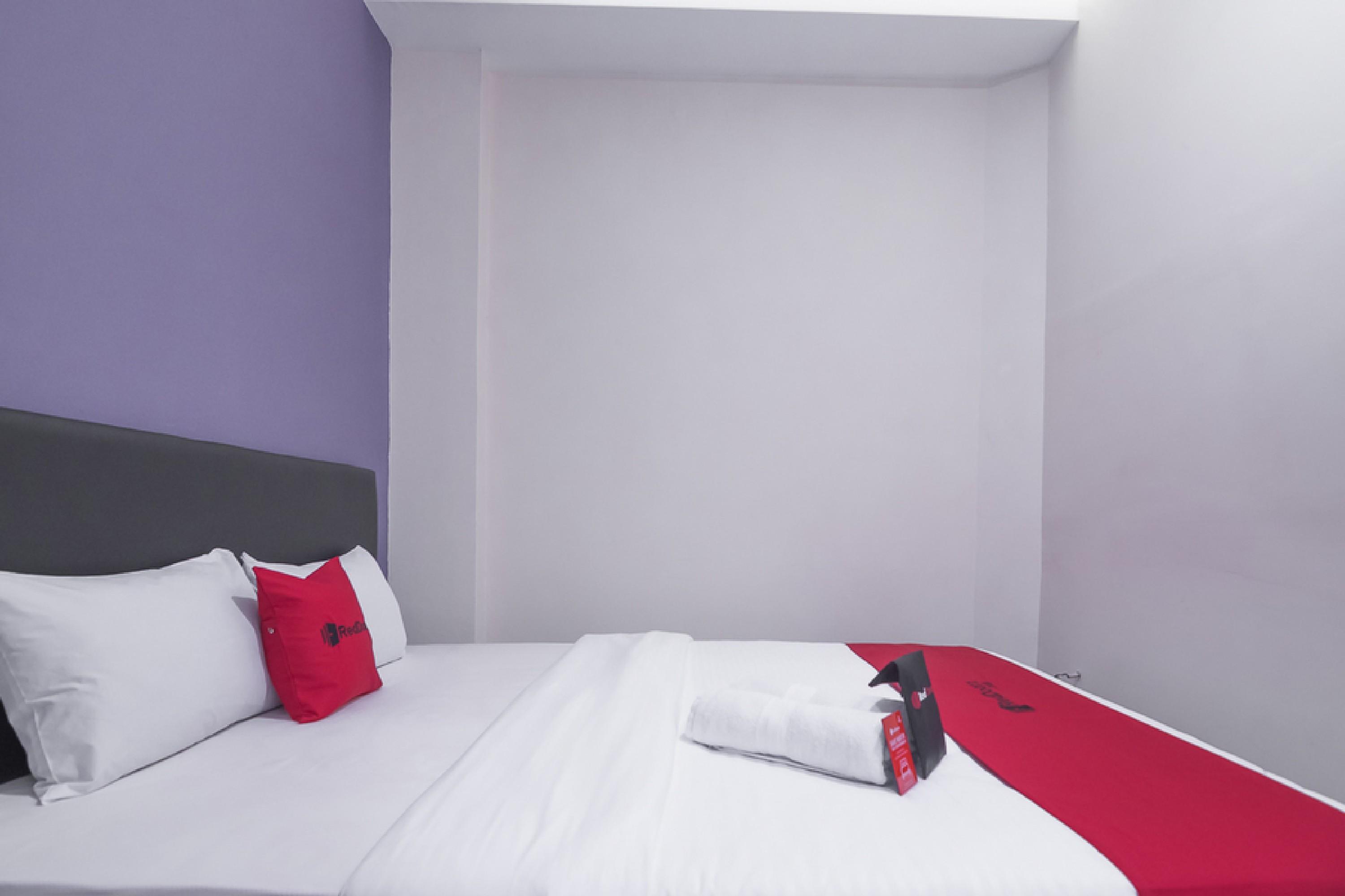 Hotel RedDoorz near ITC Mangga Dua Jakarta Exterior foto